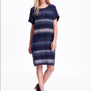 Medium pull over linen dress